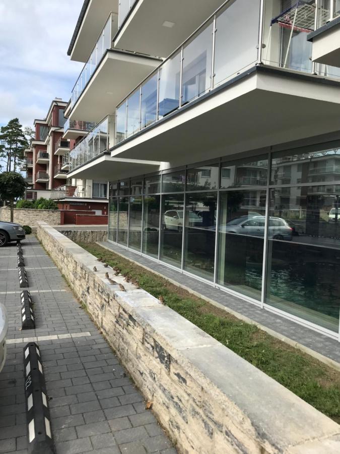 Apartament Wiatr I Woda Z Basenem Rewal Exterior foto
